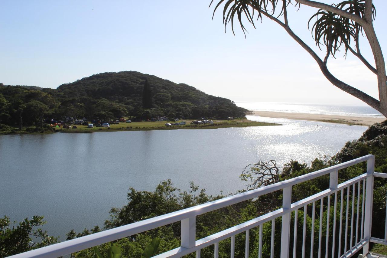 Blue'S Guest House - East London Bonza Bay Екстер'єр фото